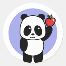 Panda lindo con una Apple roja brillante