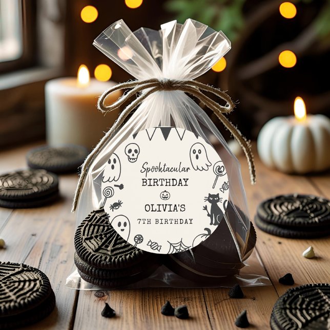 Pegatina Redonda Papel de cumpleaños de Halloween personalizado (Subido por el creador)