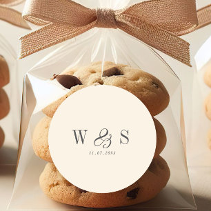 Pegatina Redonda Parejas de recién casados iniciales crema natural 