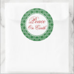 Pegatina Redonda Peace On Earth Christmas Stickers<br><div class="desc">Un elegante patrón de vacaciones verdes decora estos stickers de Navidad de Paz en la Tierra. Personalice estos pegatinas cambiando el texto. Utilice estos elegantes pegatinas de vacaciones para Navidades,  sobres,  regalos,  horneado,  cocina,  intercambio de galletas,  etiquetas de regalo,  artesanías,  etc... El diseño es de arte original.</div>