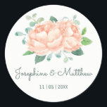 Pegatina Redonda Peach Peony Watercolor Wedding Stickers<br><div class="desc">Estos stickers de boda presentan flores de peonía acuarela. Puede personalizar estos pegatinas con sus nombres y fecha de boda. Haga clic en el botón "Personalizar" para obtener más opciones si necesita cambiar el tamaño del texto o desea agregar texto adicional. Estos pegatinas son ideales para ser usados como pegatinas...</div>