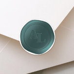 Pegatina Redonda Pegatinas de bodas de monograma de sellado Verde a<br><div class="desc">Las pegatinas de bodas de sellado Verde azulado oscuro utilizan una fuente serif magnífica y dos letras iniciales. Estos Pegatinas de sello para sobres usan el nombre de la pareja boda Cartas Iniciales. Utilice los Pegatinas Monogram Faux Wax Seal para obtener el toque final perfecto para guardar las fechas, las...</div>