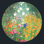 Pegatina Redonda Pegatinas de Gustav Klimt Flower Garden<br><div class="desc">Pegatinas de Gustav Klimt Flower Garden. Óleo sobre lienzo de 1907. Completado durante su fase dorada, el Flower Garden es uno de los paisajes más famosos de Klimt. Los colores veraniegos irrumpieron en este trabajo con una hermosa mezcla de flores naranjas, rojas, violetas, azules, rosas y blancas. Un gran regalo...</div>