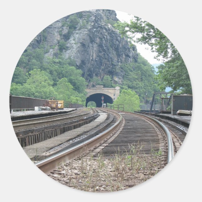 Pegatina Redonda Pegatinas de Harpers Ferry WV Railways Tracks (Anverso)