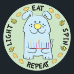 Pegatina Redonda Pegatinas de Perros de Hanukkah "Luz, Comer, Giro,<br><div class="desc">Hanukkah/Chanukah Dog pegatinas de vacaciones, "Luz, Comer, Giro, Repetir" Como sea que lo deletreé, Chanukah es uno de mis feriados favoritos. ¡Diviértase usando a estos pegatinas como topes de pasteles, etiquetas de regalo, cierres de bolsos de favores o lo que sea que haga que sus festividades se rompan! ¡Gracias por...</div>