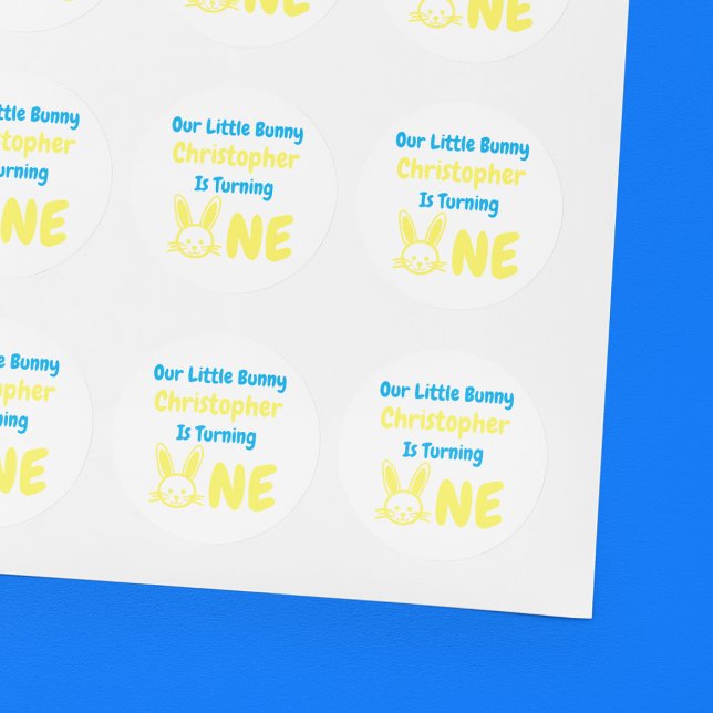 Pegatina Redonda Pequeño conejito 1er cumpleaños (Subido por el creador)