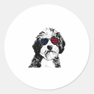 Pegatina Redonda Perro Aussiedoodle 4 de julio Bandera de Estados U