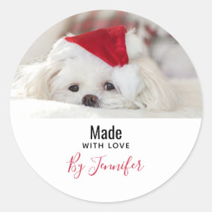 Pegatina Redonda Perro blanco lindo en un Gorra de navidad roja hec