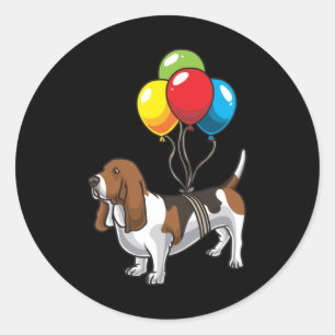 Pegatina Redonda Perro con hongo basset con balón
