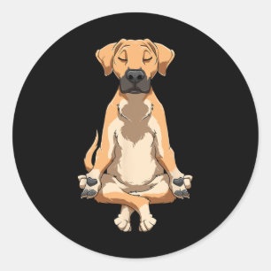Pegatina Redonda Perro Cur de Boca Negra Yoga Divertido Perro Cur M