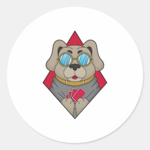 Pegatina Redonda Perro en Poker con tarjetas de póker