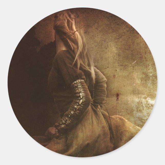 Pegatina Redonda Perseguido por la gloria (Anverso)