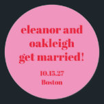 Pegatina Redonda Personalizado de Boda moderno rosa rojo negrita ti<br><div class="desc">Tipografía audaz Personalizado de redondeo clásico rosa y rojo moderno Boda Pegatina rosa y rojo</div>