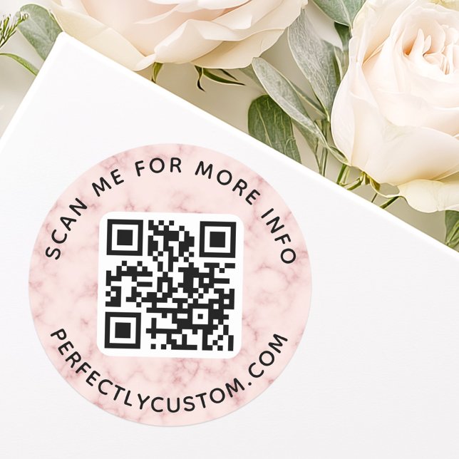 Pegatina Redonda Personalizado de código QR texto redondo mármol ro (QR code custom text round light blush pink marble Classic Round Sticker)