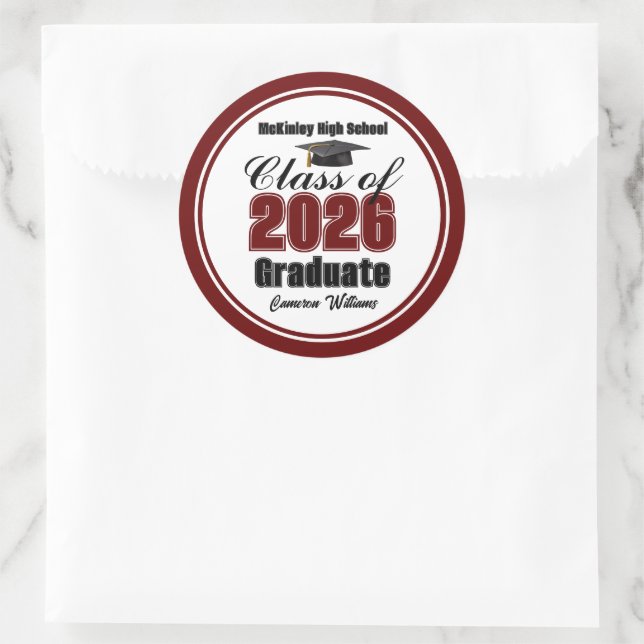Pegatina Redonda Personalized Maroon Class of 2026 Graduation Party (Bolso)