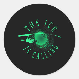 Pegatina Redonda Pesca en el Hielo - El Hielo Está Llamando - Pesca