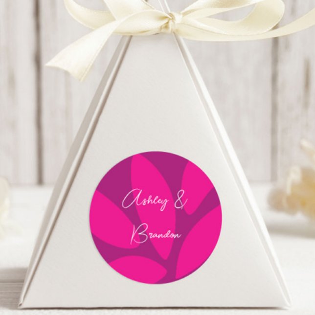 Pegatina Redonda Pétalos de flores de mod Ducha nupcial de Fuchsia (Subido por el creador)