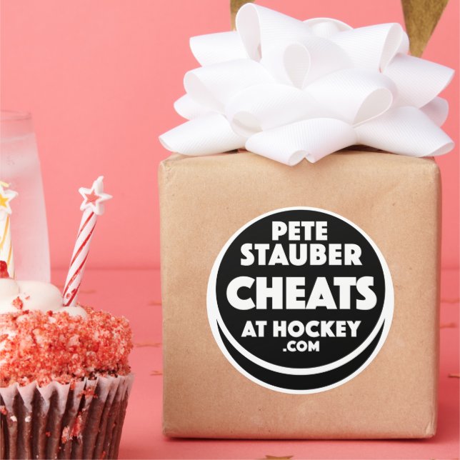 Pegatina Redonda Pete Stauber Cheats At Hockey .com Stickers (Fiesta)