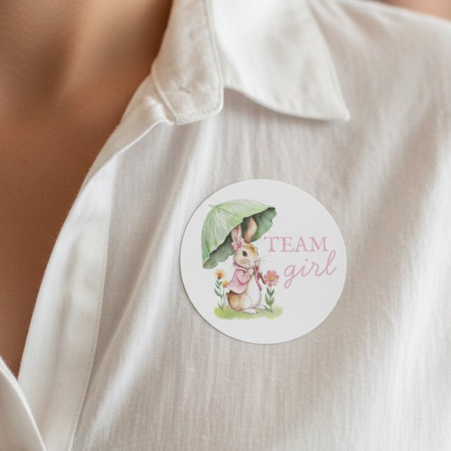 Pegatina Redonda Peter Rabbit Team Girl Gender Reveal (Team Girl Peter Rabbit storybook themed gender reveal voting guest labels.)
