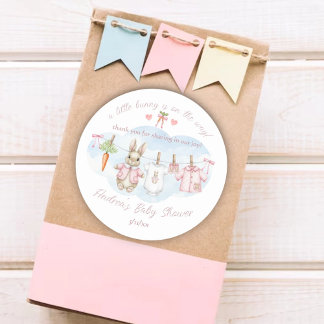 Pegatina Redonda Peter the Rabbit Clothesline Baby Shower Thank You