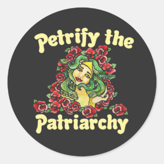 Pegatina Redonda Petrify la medusa feminista patriarcal