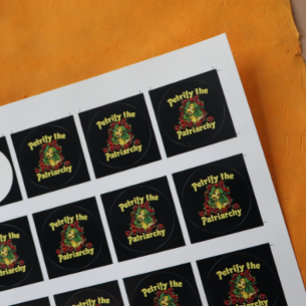 Pegatina Redonda Petrify la medusa feminista patriarcal