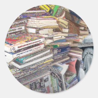 Pegatina Redonda Pila de libros