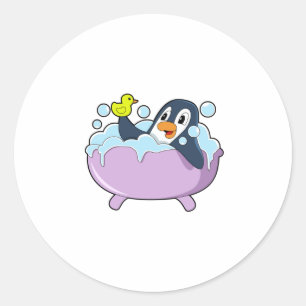 Pegatina Redonda Pingüino en la bañera con pato