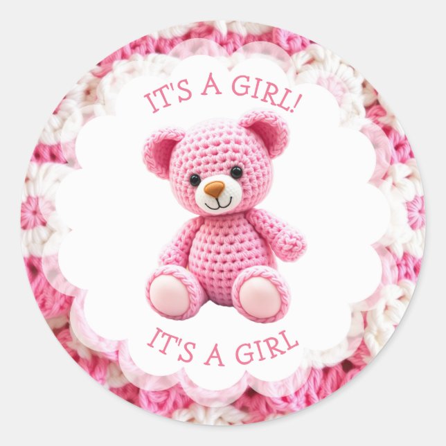 Pegatina Redonda Pink Crocheted Teddy Bear It's a Girl (Anverso)