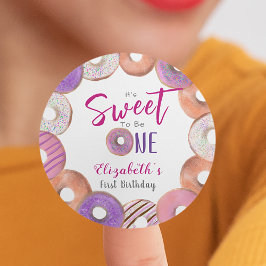 Pegatina Redonda Pink Donut Sweet To Be First Birday Personalizado