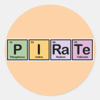 Pegatina Redonda Pirata hecho de elementos