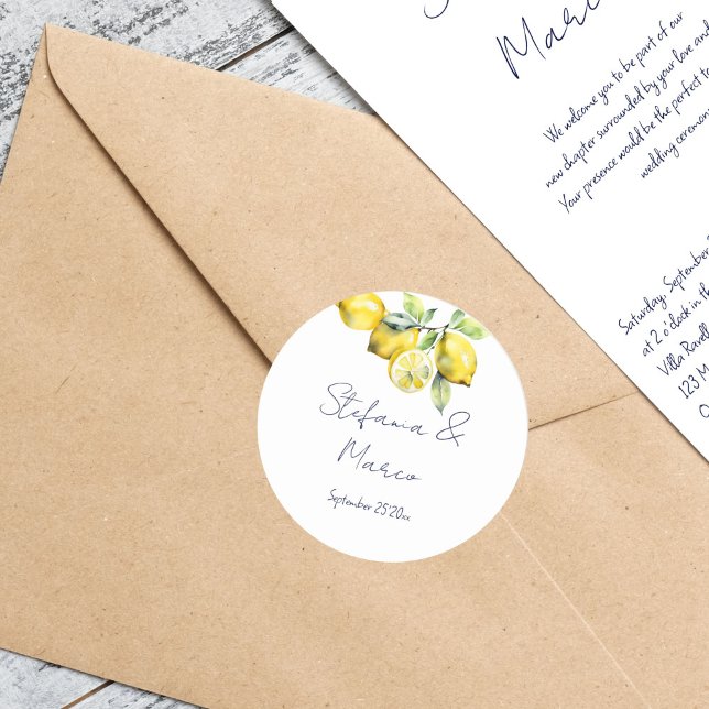 Pegatina Redonda plantilla de limones azules italianos de Amalfi (Italian Amlfi Vietri blue tiles and lemons wedding stickers bride and groom names envelope stickers)