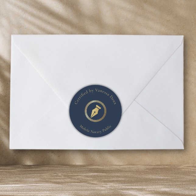 Pegatina Redonda Pluma notarial moderna de oro azul certificada por (Subido por el creador)