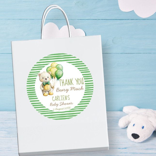 Pegatina Redonda Podemos esperar con ansias la ducha de leche de os (We can bearly wait sage green teddy bear baby shower thank you favor sticker baby shower favors)