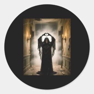Pegatina Redonda Póster de terror de manos de corazón de fantasma d