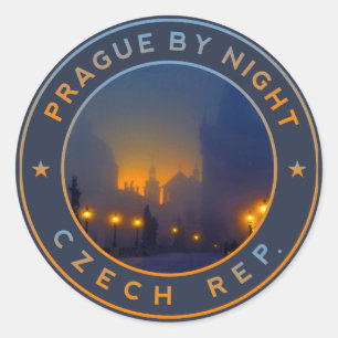 Pegatina Redonda Praha de noche. Praga de la República Checa