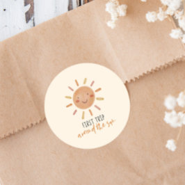 Pegatina Redonda Primer viaje alrededor del primer día del domingo 