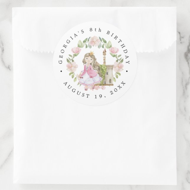 Pegatina Redonda Princesas, Caballeros y Dragones Cumpleaños de Cue (Bolso)