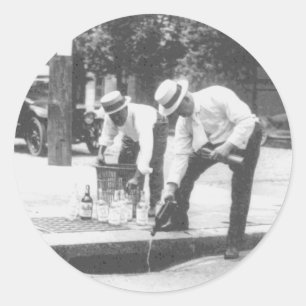 Pegatina Redonda Prohibición de verter Whisky en una cosecha de ar