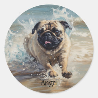 Pegatina Redonda Pug Feliz en la Playa personalizable