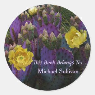 Pegatina Redonda Púrpura Pear Opuntia Cactus Flores Amarillas