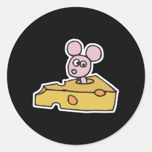 Pegatina Redonda ratón rosa lindo en el queso suizo