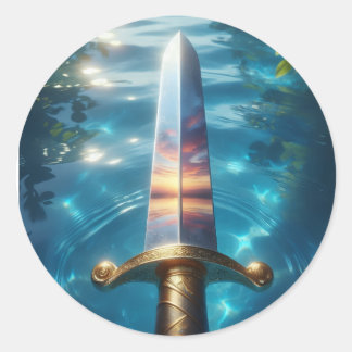 Pegatina Redonda Reflejo Místico del Arte de la Espada de Fantasía