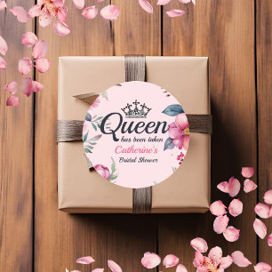 Pegatina Redonda Reina De Corazones Ducha De Novias Rosa