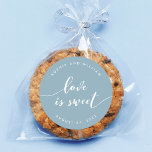 Pegatina Redonda Relax Script Love is Sweet Editable Color Boda<br><div class="desc">Pegatina de favores de boda con las palabras "amor es dulce" en un guión cursivo relajante en blanco contra un color de fondo editable (haga clic en personalizar para acceder). Personalízalo reemplazando el texto del marcador de posición. Para obtener más opciones como cambiar el tipo de letra y su tamaño/color,...</div>