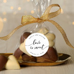 Pegatina Redonda Relax Script Love is Sweet Wedding Favor<br><div class="desc">Pegatina de favores matrimoniales con las palabras "el amor es dulce" en un guión cursivo relajante en negro contra fondo blanco. Personalízalo reemplazando el texto del marcador de posición. Para obtener más opciones como cambiar el tipo de letra y su tamaño/color, expanda la curva /contract o el espaciado entre letras...</div>