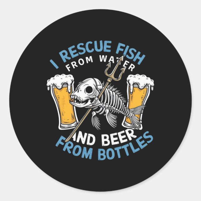 Pegatina Redonda Rescato Pescado Del Agua Y Bebo Cerveza De La Bote (Anverso)