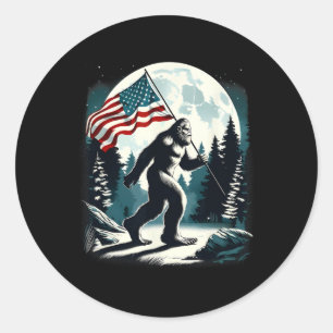 Pegatina Redonda Retro Bigfoot Sasquatch Full Moon Patriotic Americ