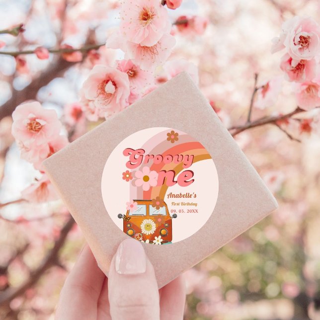 Pegatina Redonda Retro Groovy una fiesta de cumpleaños de las flore (Subido por el creador)