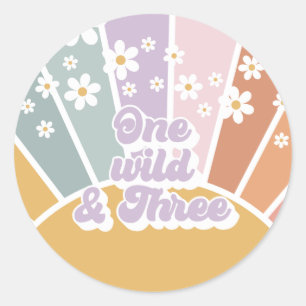 Pegatina Redonda Retro Sunshine Rainbow Daisy One Wild Three